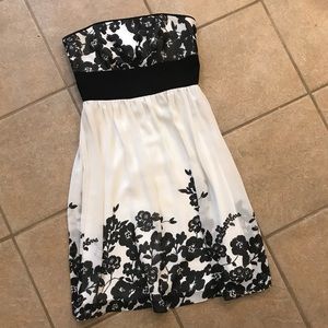 WHBM Cocktail Dress - Size 2